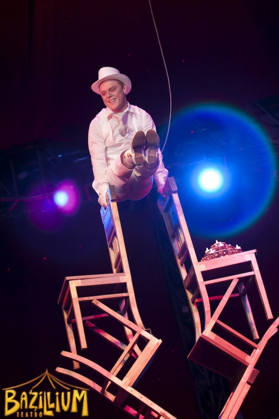 Balancing Show